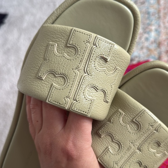 NEW- Tory Burch Double T Sport Slide in Olive Sprig 9.5 women’s Leather Sandal - Picture 7 of 11